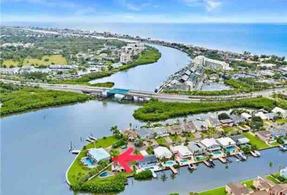 Guest Suite - Waterfront -Pool & Hot Tub- Walk To Beach 클리어워터 비치 외부 사진